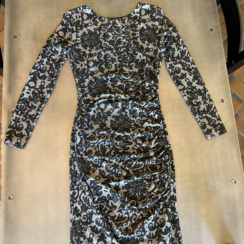 Elegant Black and Gray Patterned Dress